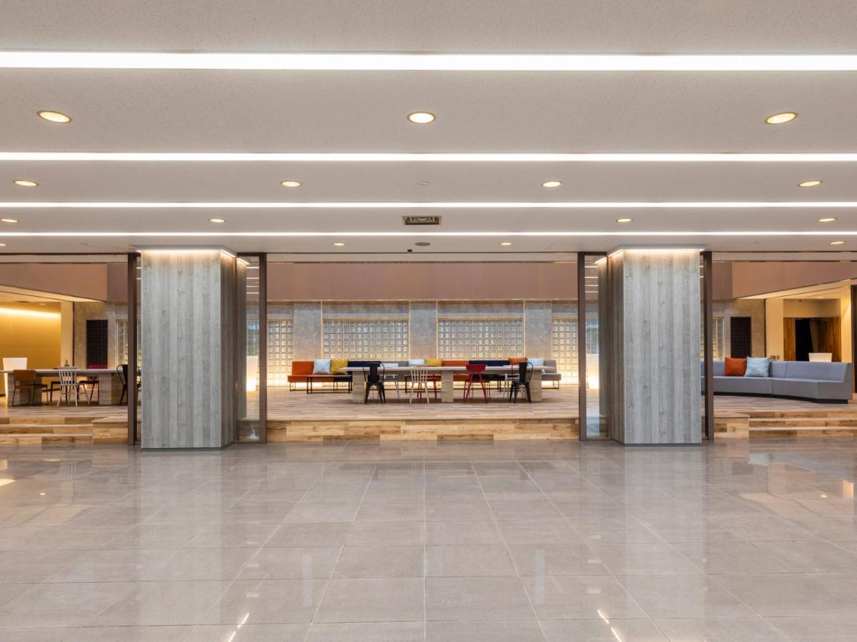Tosei Hotel & Seminar Makuhari Narashino Екстериор снимка
